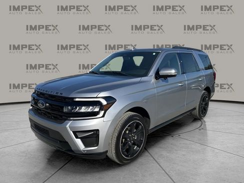 Used 2023 Ford Expedition Limited image 1