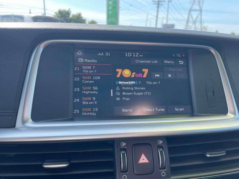 Used 2019 Kia Optima SX w/ SX Limited (Black) Package FWD image 18