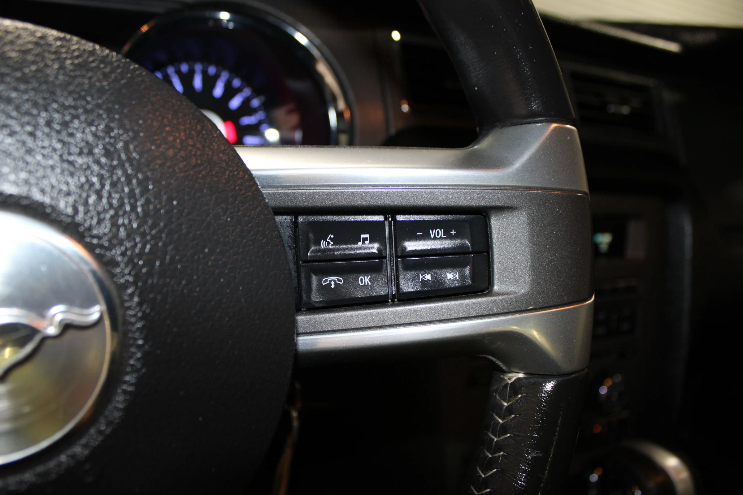 Used 2014 Ford Mustang Coupe w/ Equipment Group 102A RWD image 19