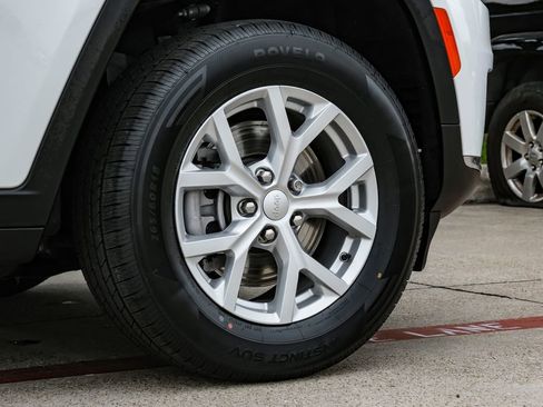 Used 2023 Jeep Grand Cherokee L Limited image 69