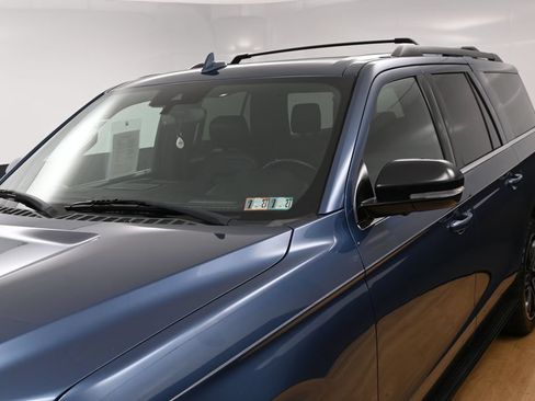 Used 2019 Ford Expedition Max Limited w/ Equipment Group 303A AWD/4WD image 9