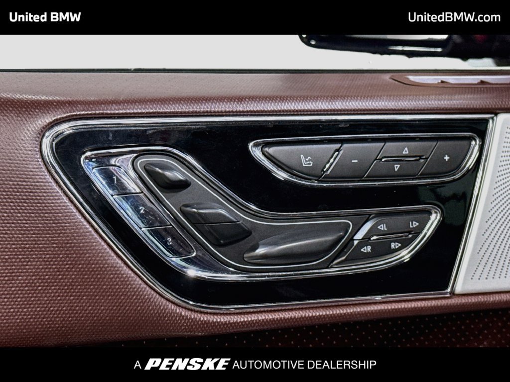 Used 2018 Lincoln Navigator Black Label AWD/4WD image 11