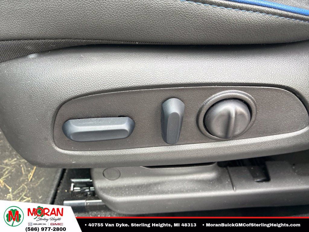 Used 2026 Buick Encore GX Sport Touring w/ Advanced Technology Package FWD image 11