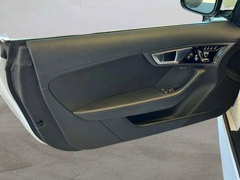 Used 2017 Jaguar F-TYPE S image 31