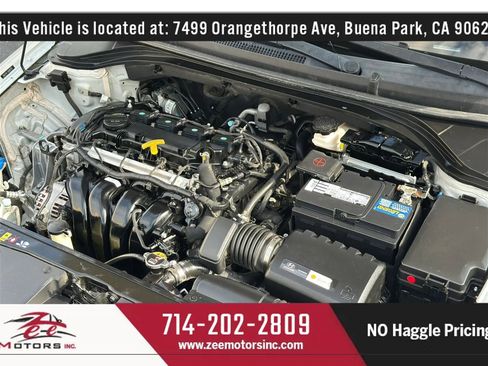 Used 2018 Hyundai Elantra SE FWD image 37