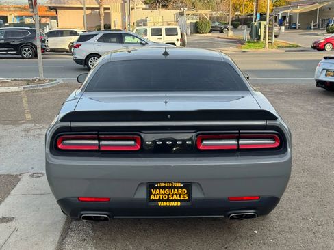 Used 2019 Dodge Challenger SXT w/ Blacktop Package image 35