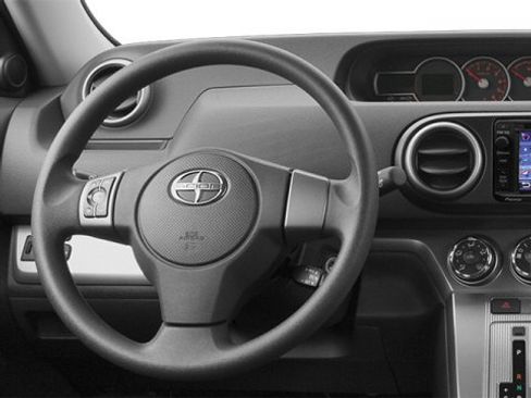 Used 2014 Scion xB image 6