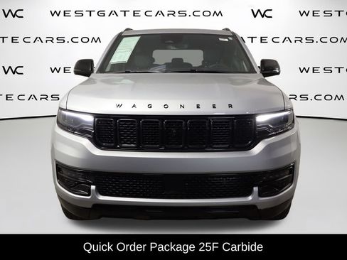 Used 2025 Jeep Wagoneer L Series II w/ Convenience Group I AWD/4WD image 2