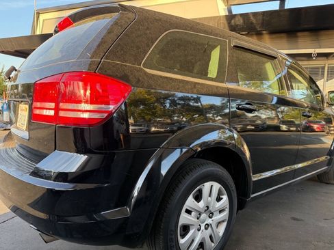 Used 2015 Dodge Journey American Value Package FWD image 8