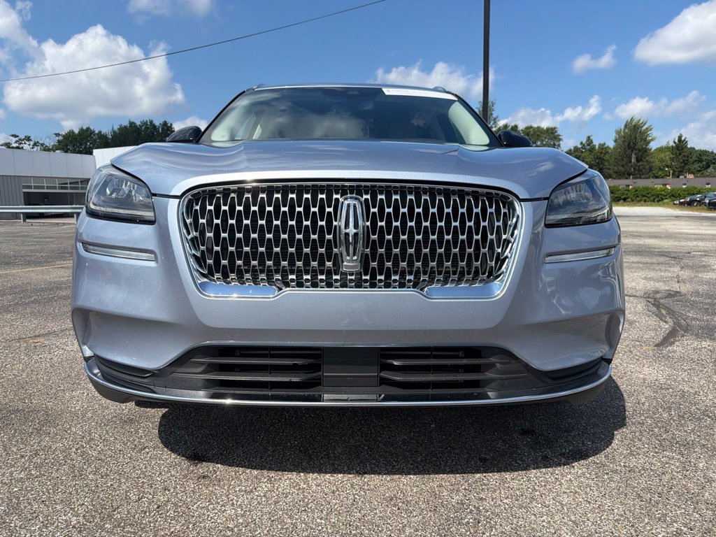 Used 2022 Lincoln Corsair FWD w/ Equipment Group 101A image 5