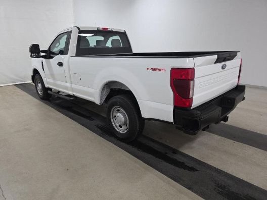 Used 2018 Ford F250 XL w/ Power Equipment Group RWD image 4