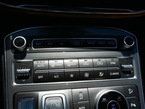 Certified 2023 Hyundai Santa Fe Calligraphy AWD/4WD image 23