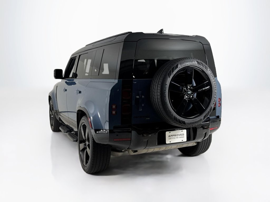 Used 2023 Land Rover Defender 110 X-Dynamic SE AWD/4WD image 3