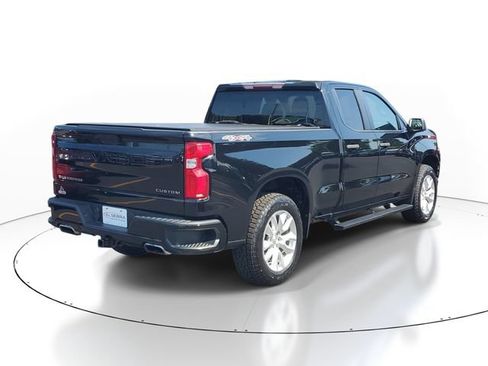 Certified 2020 Chevrolet Silverado 1500 Custom w/ Custom Value Package AWD/4WD image 4