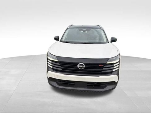 Used 2025 Nissan Kicks SR AWD/4WD image 9