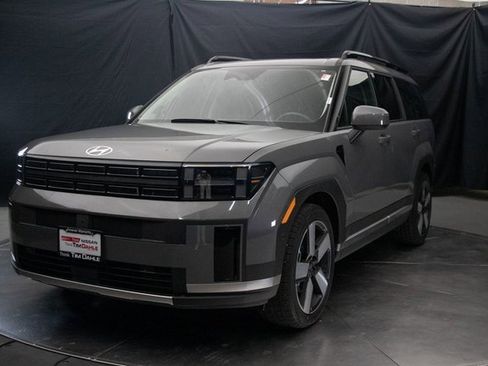 Used 2024 Hyundai Santa Fe Limited image 6