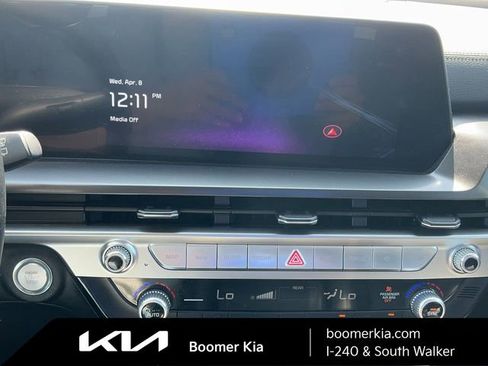 Certified 2025 Kia Telluride S image 24