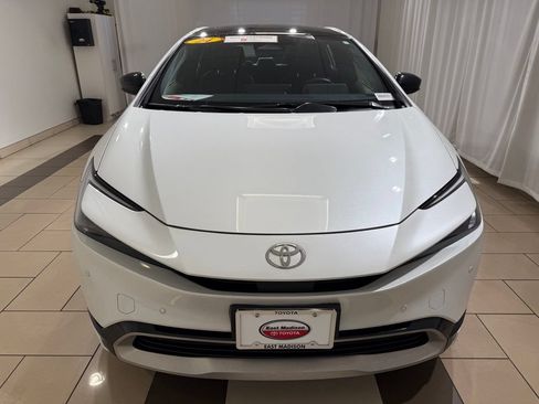 Certified 2024 Toyota Prius Prime FWD image 8
