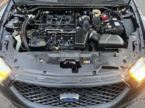 Used 2017 Ford Taurus Police Interceptor AWD image 31
