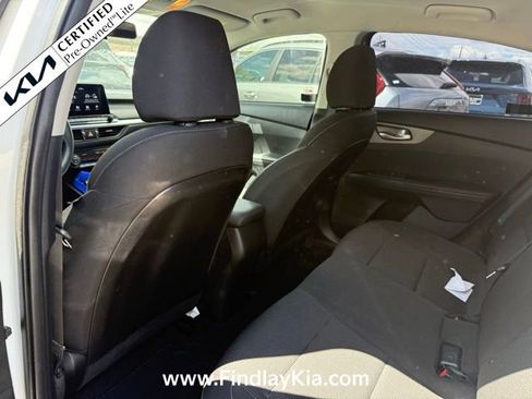 Certified 2019 Kia Forte Sedan image 4