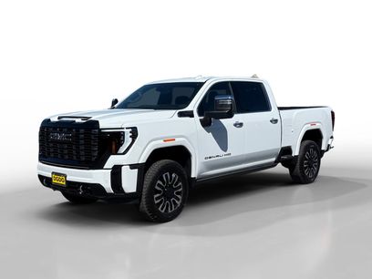 New 2025 GMC Sierra 2500 Denali Ultimate w/ Max Trailering Package