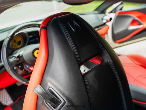 Used 2019 Ferrari 812 Superfast image 37