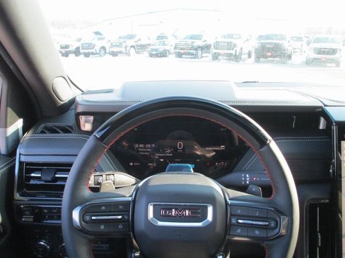 New 2026 GMC Yukon AT4 Ultimate image 21