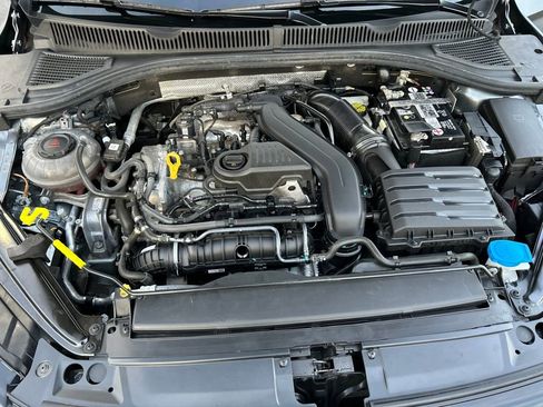 Used 2023 Volkswagen Jetta Sport image 23