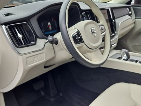 Certified 2023 Volvo XC60 B5 Plus w/ Climate Package image 14