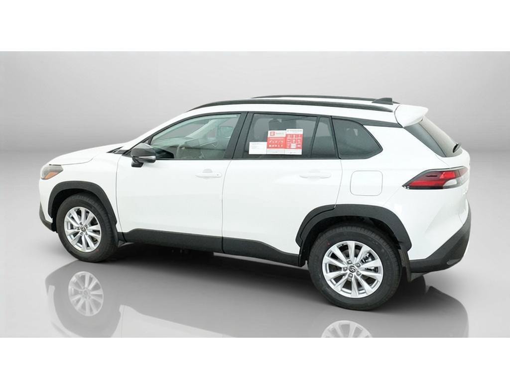 New 2026 Toyota Corolla Cross LE FWD image 4