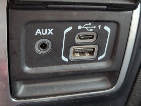 Used 2019 Jeep Wrangler Unlimited Sport S AWD/4WD image 20