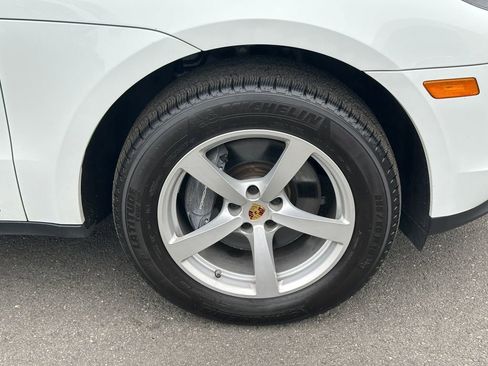 Used 2019 Porsche Macan AWD/4WD image 11