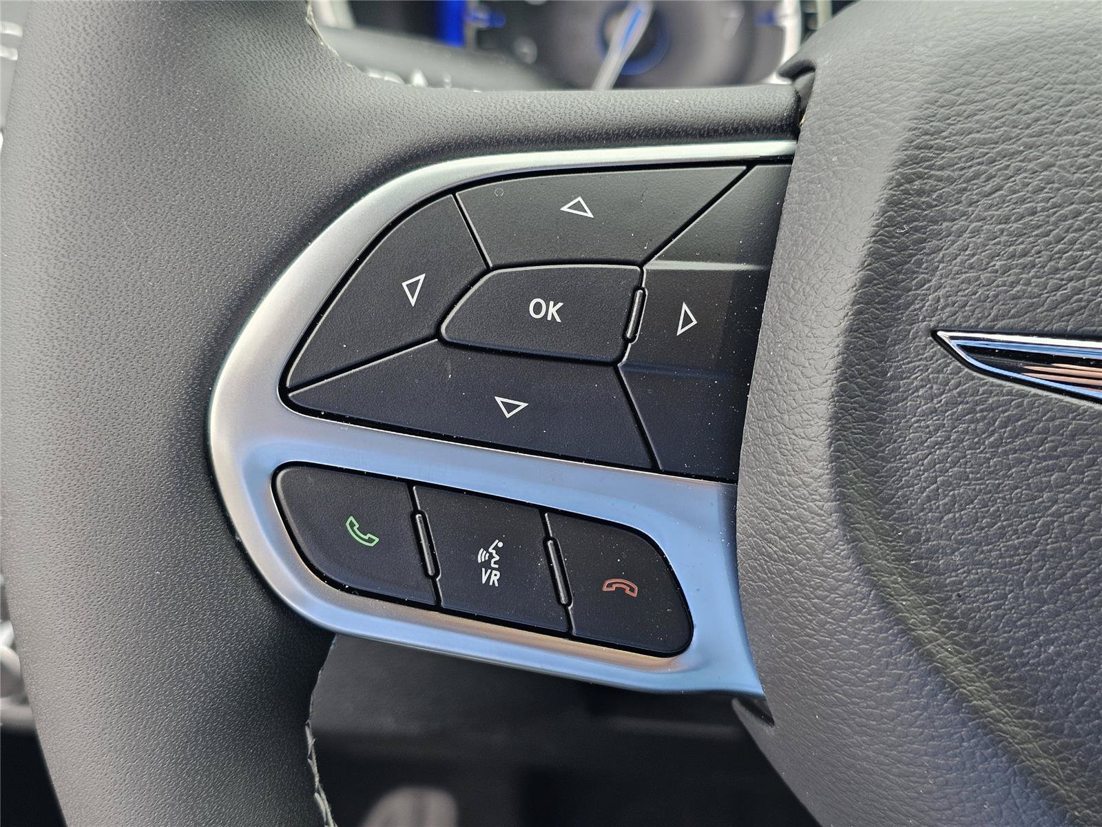 New 2026 Chrysler Pacifica Select FWD image 20