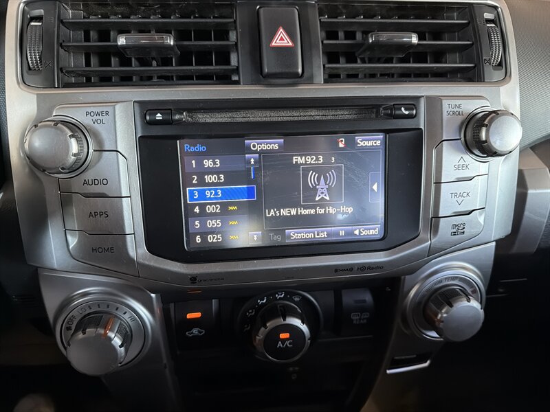 Used 2018 Toyota 4Runner SR5 AWD/4WD image 12