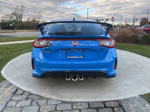 Used 2025 Honda Civic Type R image 4