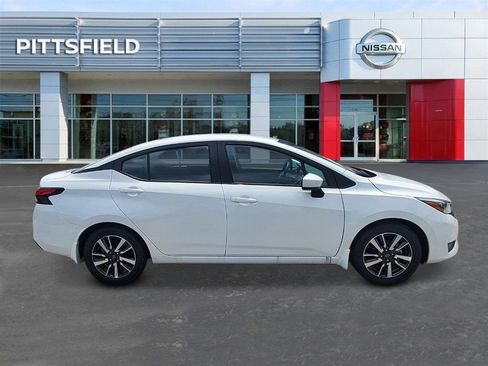 New 2025 Nissan Versa SV w/ Trunk Package image 2