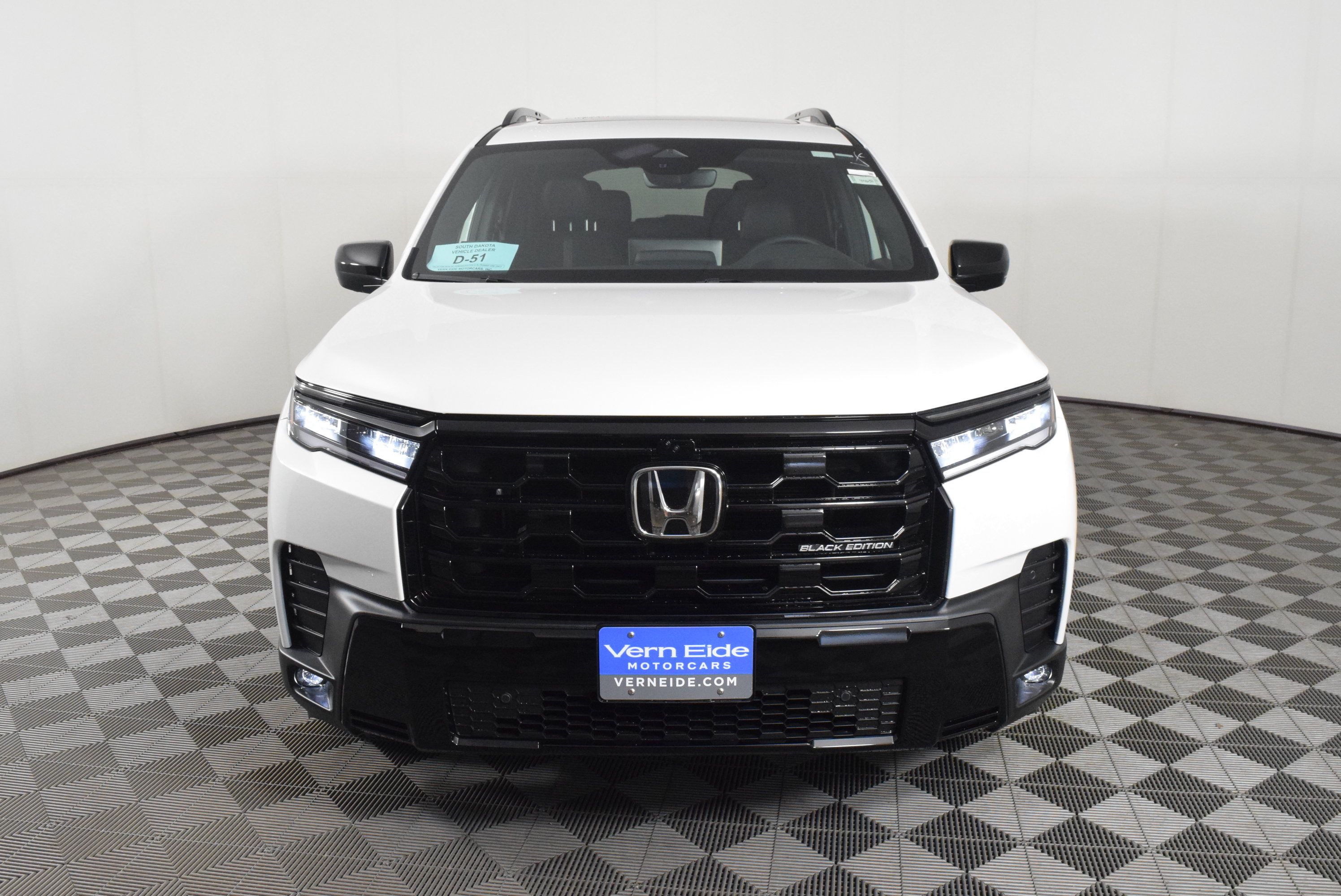 New 2026 Honda Pilot Black Edition image 3