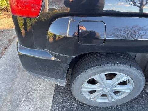 Used 2017 GMC Terrain SLE image 12