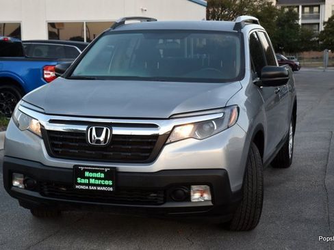Used 2017 Honda Ridgeline RT image 1