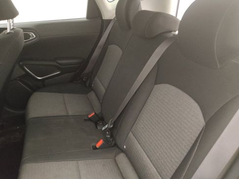 Used 2020 Kia Soul S FWD image 18