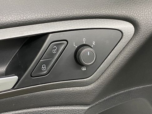 Used 2019 Volkswagen GTI Rabbit Edition FWD image 24