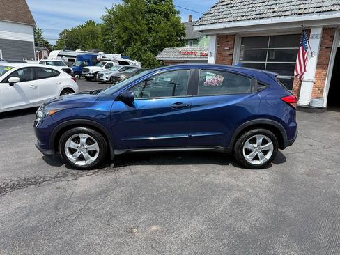 Used 2016 Honda HR-V LX image 8