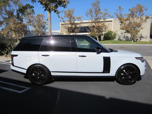 Used 2017 Land Rover Range Rover Long Wheelbase Supercharged image 2