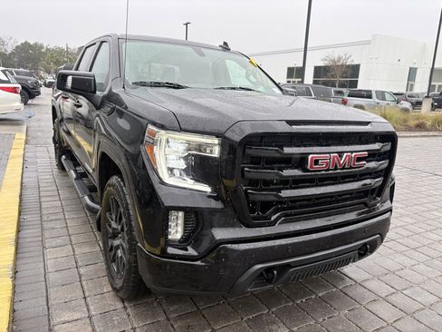 Used 2020 GMC Sierra 1500 Elevation w/ Elevation Value Package image 4