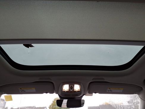 Used 2024 Volvo XC60 B5 Plus image 14