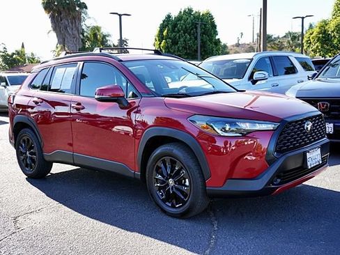 Used 2022 Toyota Corolla Cross LE FWD image 6