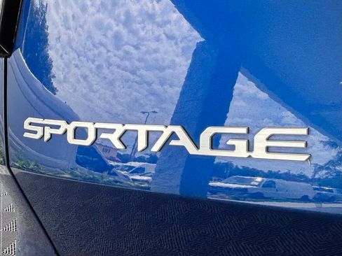 Used 2023 Kia Sportage X-Line AWD/4WD image 8