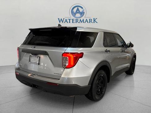 Used 2024 Ford Explorer 4WD Police Interceptor image 4