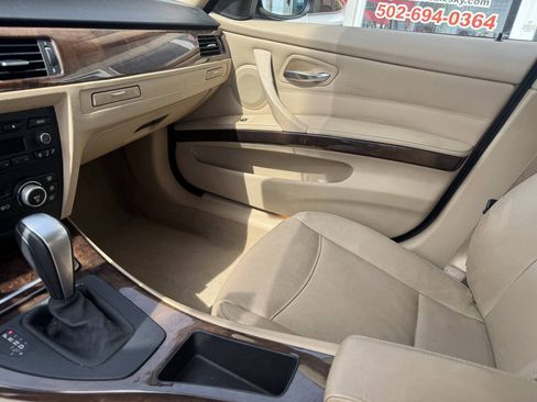 Used 2009 BMW 328i Sedan RWD image 23