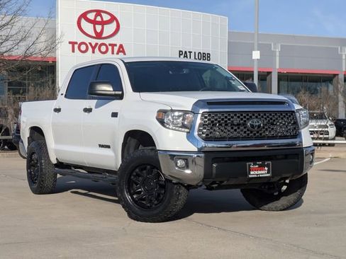 Used 2020 Toyota Tundra SR5 image 2